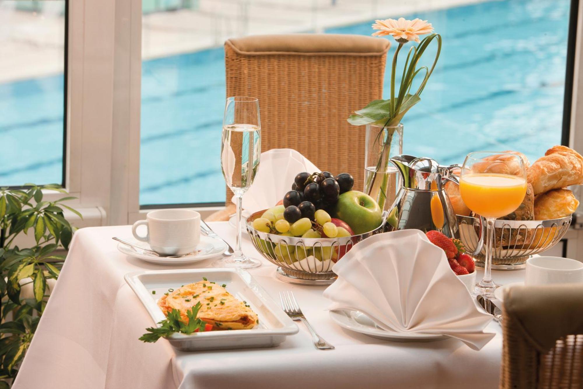 Vital Hotel Westfalen Therme Wellness Resort & Spa Bad Lippspringe Exterior photo